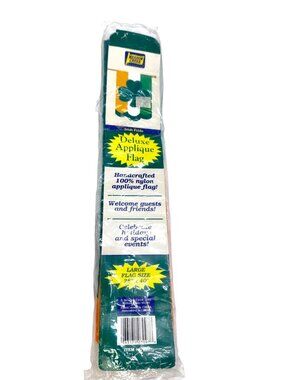 Meadow Creek Irish Pride Shamrock Deluxe Applique Decorative Nylon Flag 28"x40"